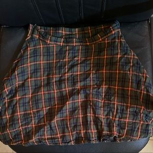 Plaid Flared Skirt w/ Side Zipper